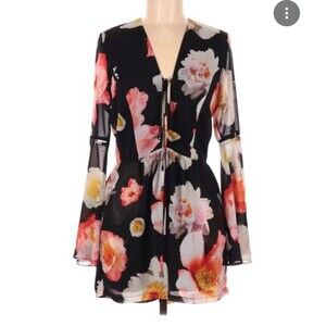 Women's Gianni Bini black and pink floral bell sleeved romper wedding date small